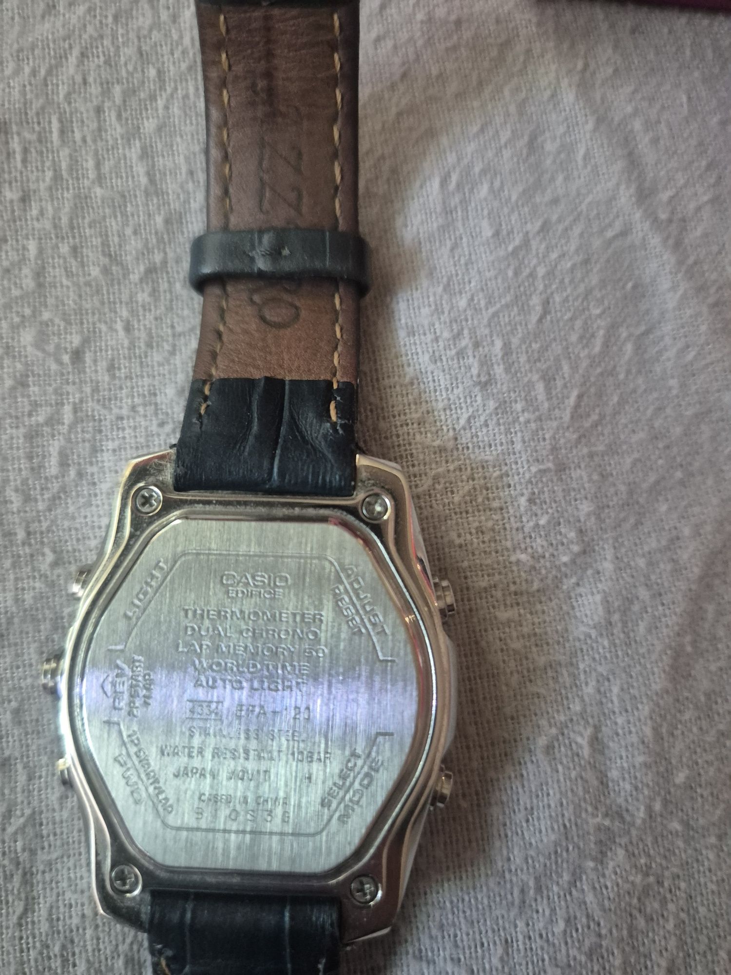 Часовник casio edifice