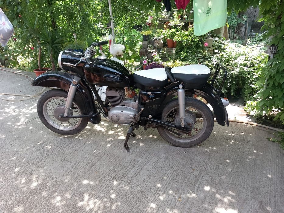 Vând Moto MZ 175 cm
