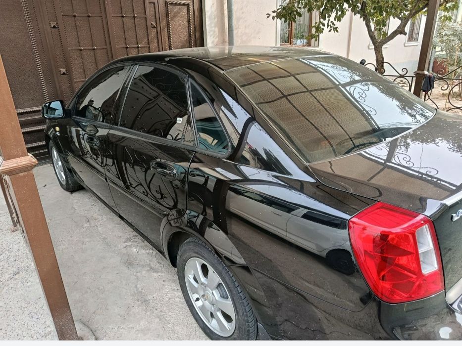 Продаю свои автомобиль жентра