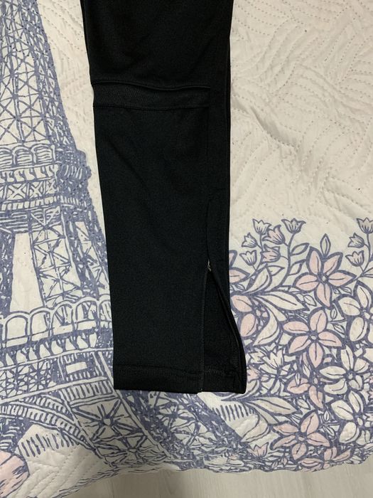 Оригинални долнища на Найк