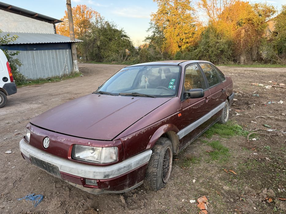 Volkswagen Passat B3 1.8 бензин на части