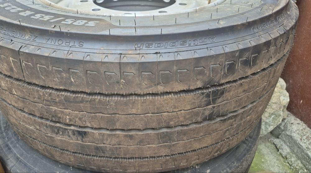 385/55/22,5 Michelin directie