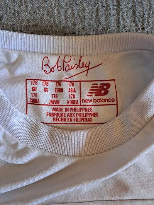 Футболна тениска SALAH на New Balance