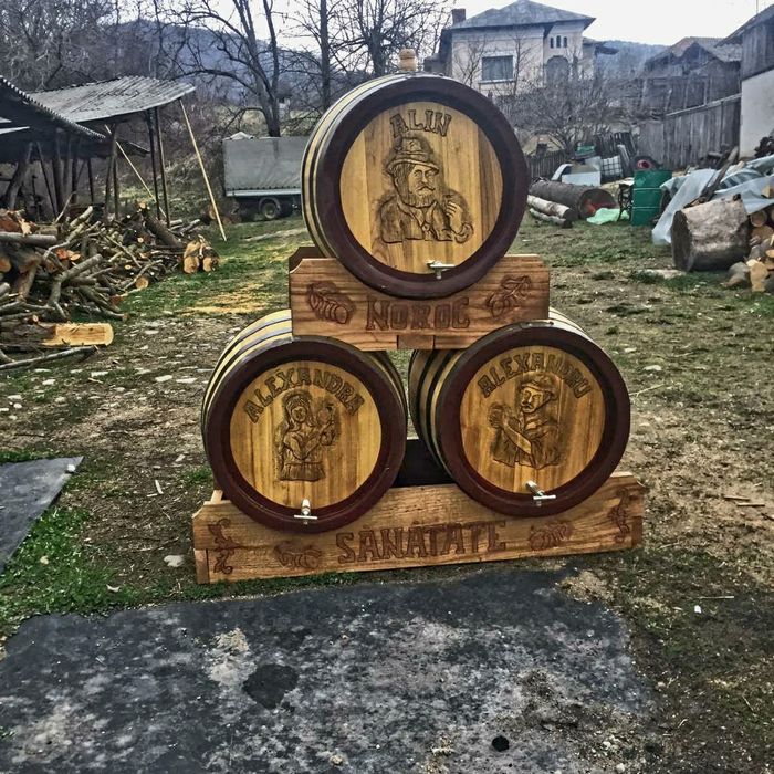 Butoaie de lemn( stejar, salcam, dud) si mobilier rustic