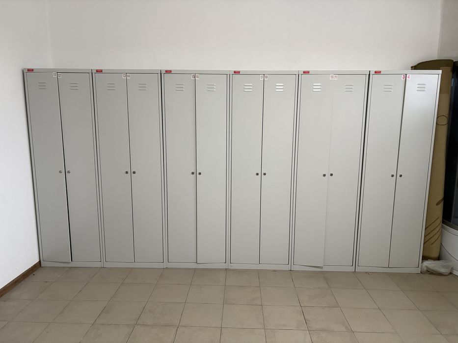 Продам железные шкафчики