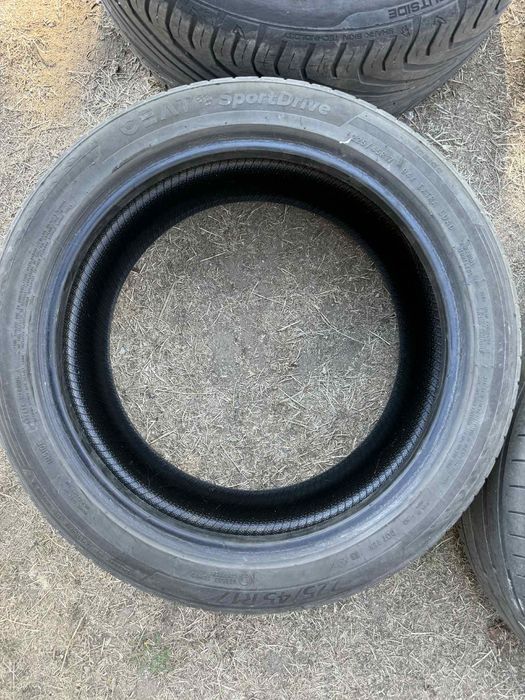 Летни гуми 225/45R17