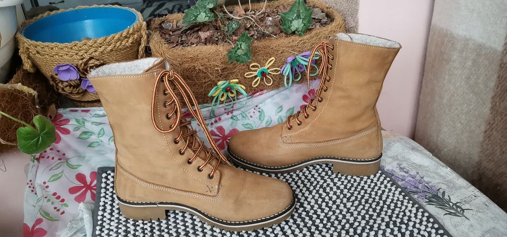 Ботуши от естествена кожа 41н.