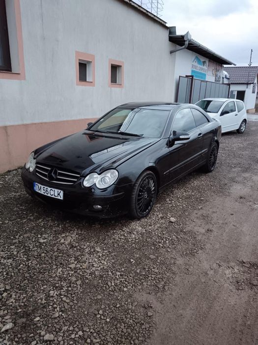 Se vinde mercedes clk