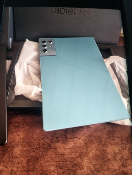 NOU Tableta China ..10 inchi 256Gb 8Gb dualsim 7000mah