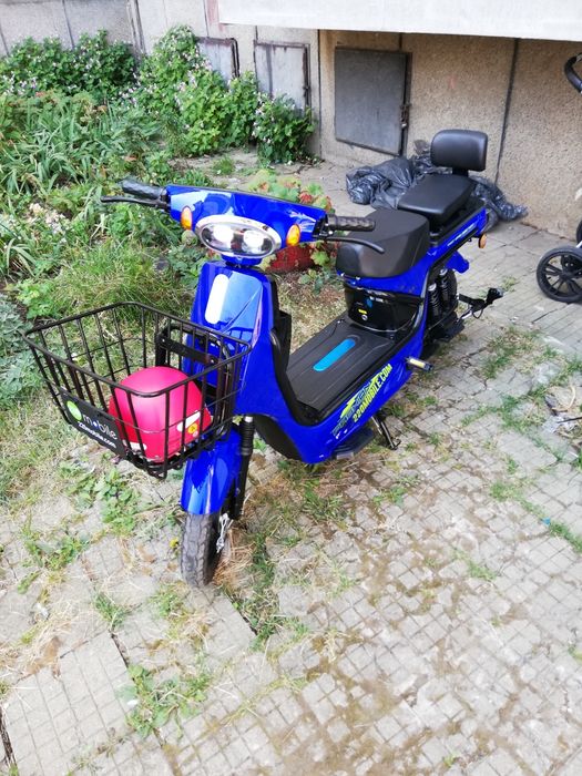 Продава се електрически скутер