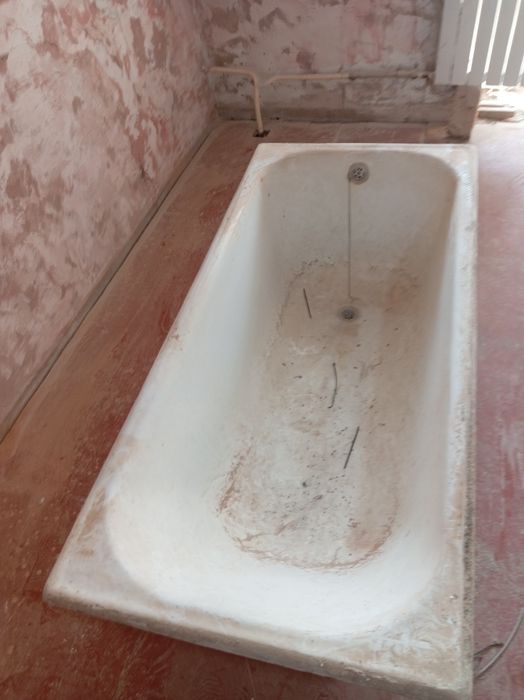 чугинный ванна продам