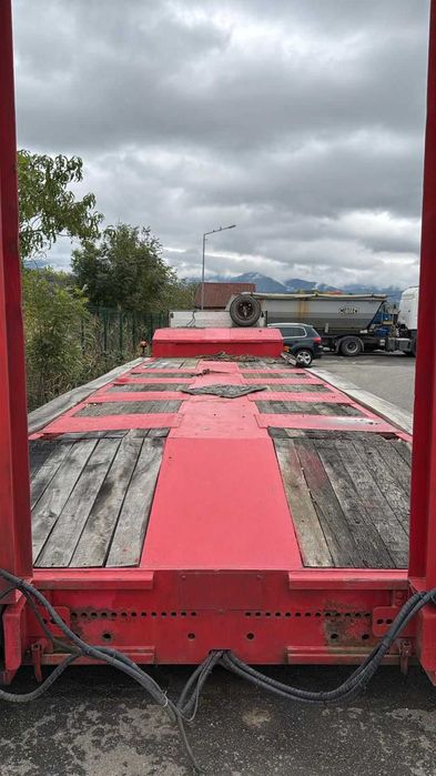 Trailer Wielton 4 axe, 2013, 1 axa liftanta, 1 axa viratoare