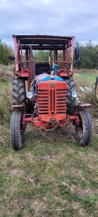 Vând tractor mk cormik