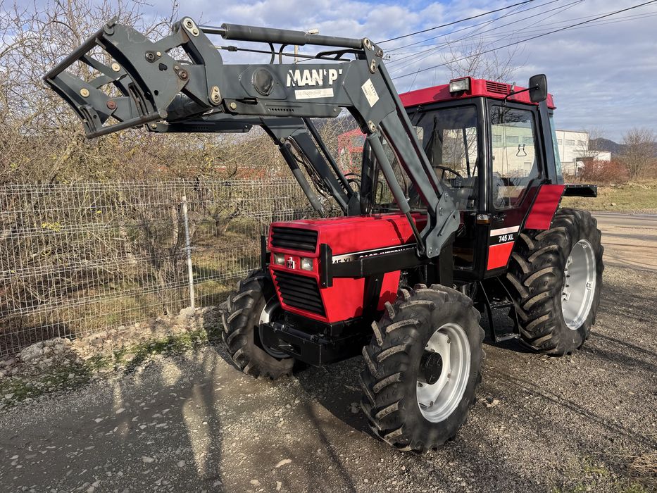 Tractor Case 745 XL Cu Încarcator Frontal