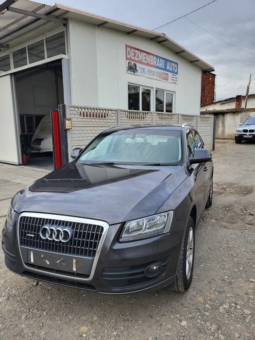 Dezmembram Audi Q5 2008-2015 Haion/Bara spate/Trager