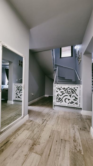 Vand casa cartierul Athena