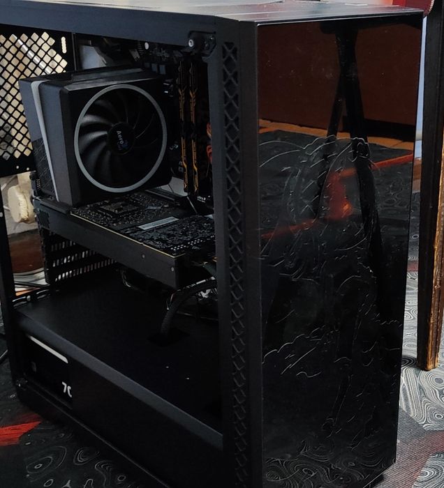 Игоровой компьютер ( системный блок)