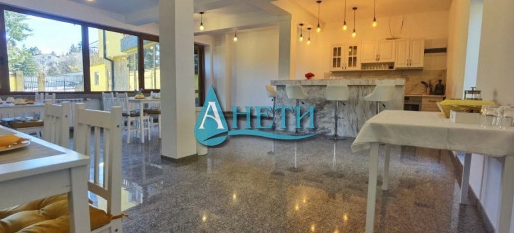 Стилен хотел 1400 м2 в Драгалевци, продажба и наем, 14 паркоместа,