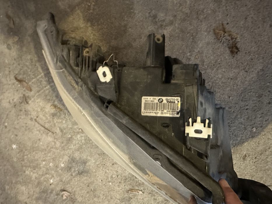 Фарове за бмв е90 е91 халоген bmw halogen farove