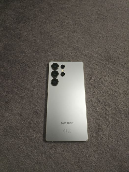 Vand/schimb Samsung S25 Ultra/512 gb Nou