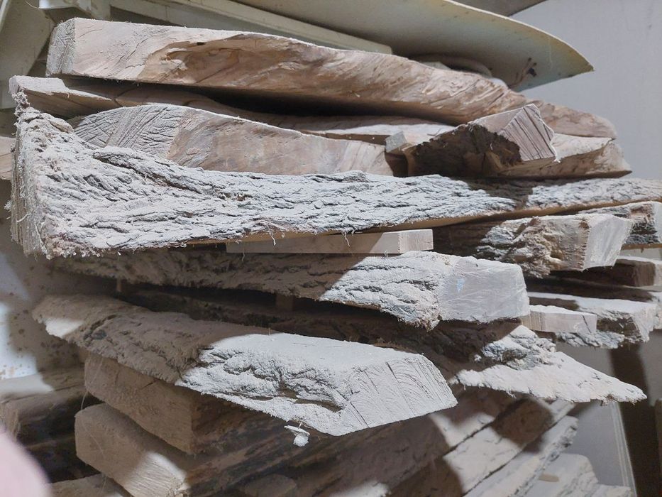 Yog'och, taxta sotiladi