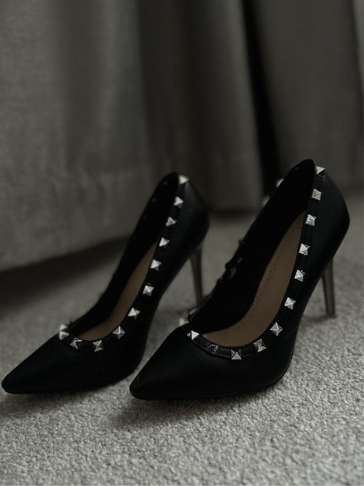 Обувки на ток