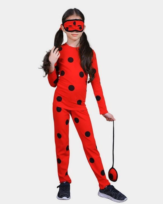 Kapitan Amerika. Betmen . Spidermen . капитан Америка.Бетмен.