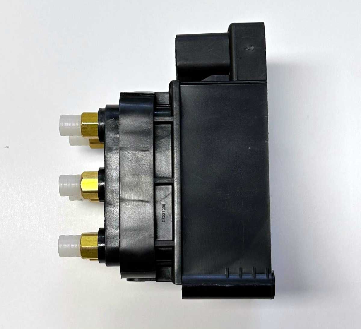 Solenoid/bloc valve suspensie aer pentru Mercedes CLS/E/GL/M/R/S