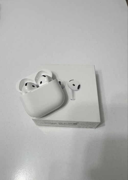 Casti Apple AirPods 4