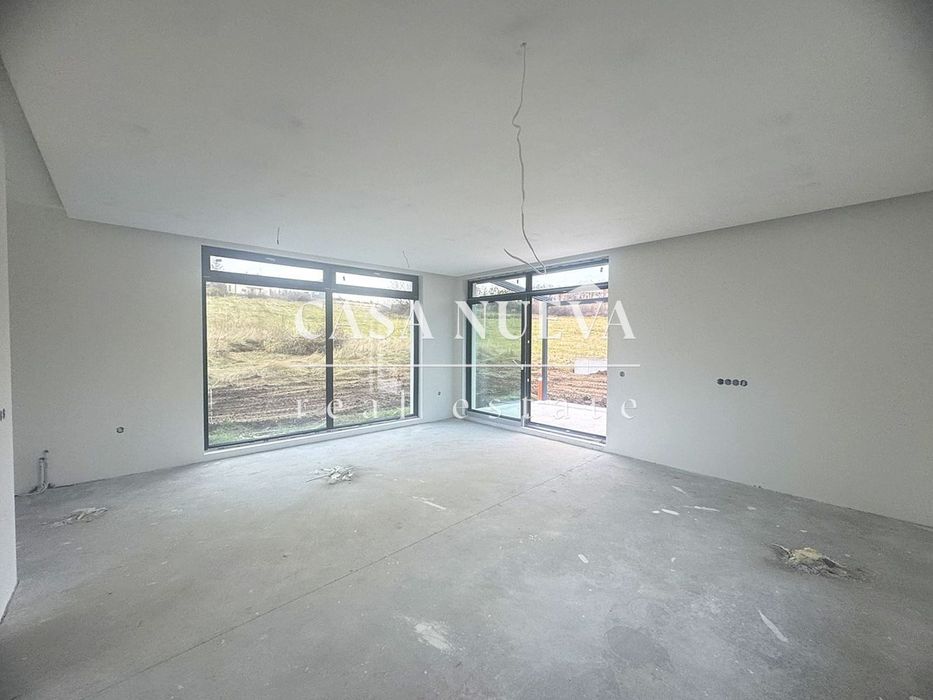 Продава се Къща в с. Рударци, Област Перник - 265 кв.м за 1695 €/кв.м - Снимка #6