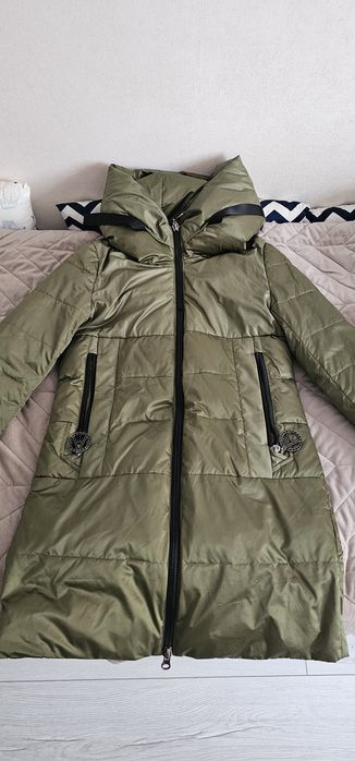 Куртка зимняя черная и темнозеленая