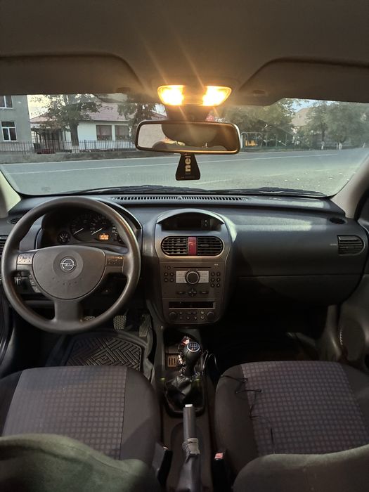 Se ofera spre vanzare