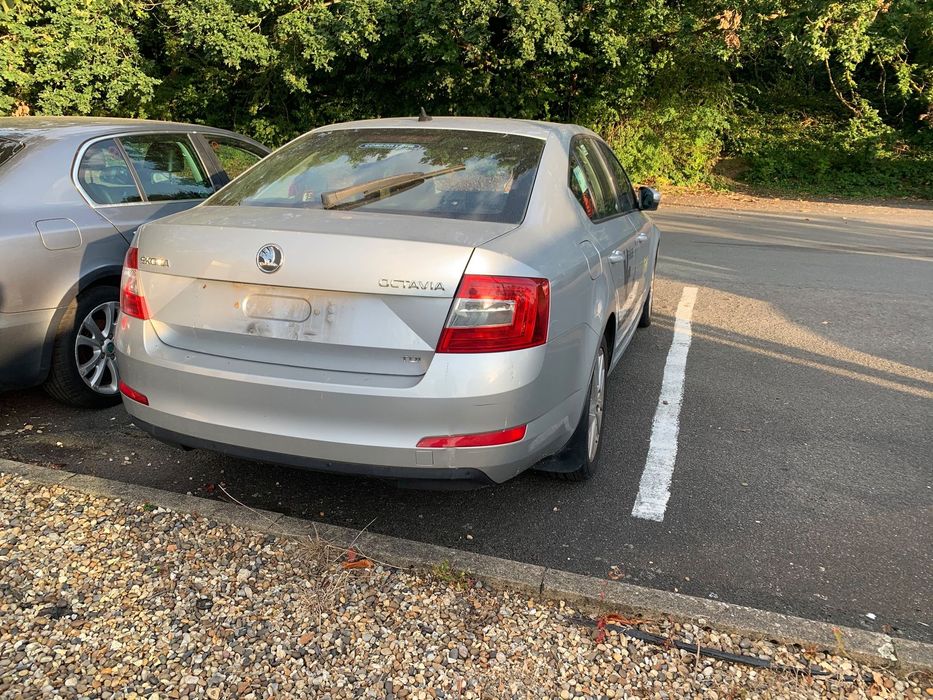 DEZMEMBREZ Piese Auto Skoda Octavia 3 Motor 1.6 Diesel CLH Euro 6 Cutie Viteze Automata NTT MHH Bara Fata Spate Far trager portiera tripla Volan Navigatie