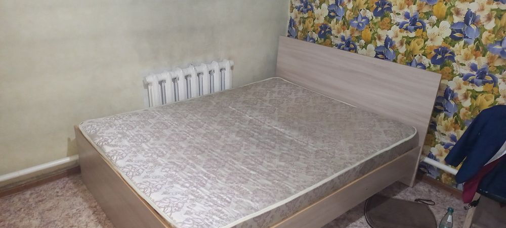 Продам кровать двух местную