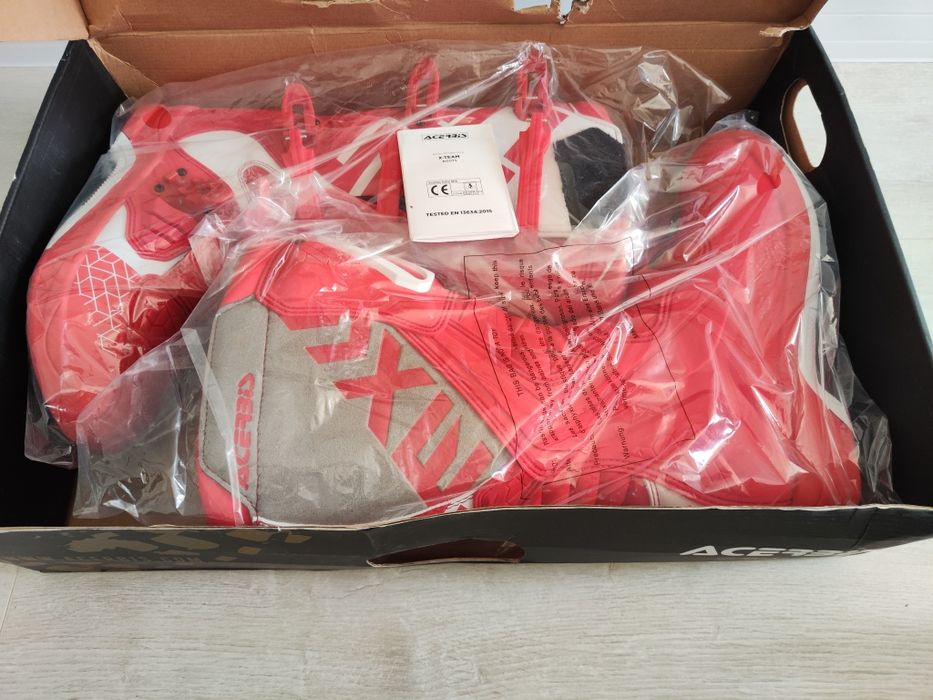 Кросови ботуши X-Team номер 45