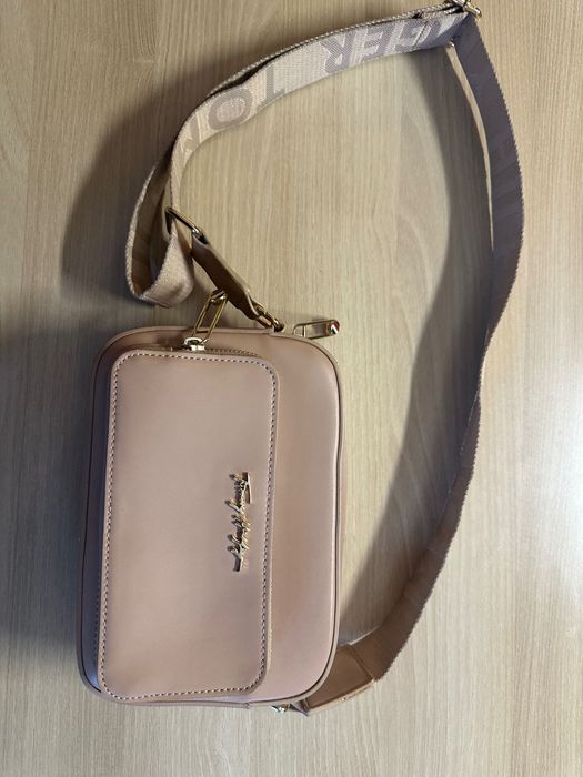 Чанта Tommy Hilfiger