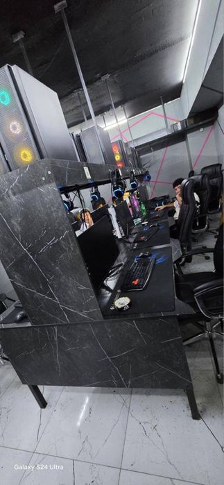 продается полный комплект кампютерных обарудований 20 шут кампютера