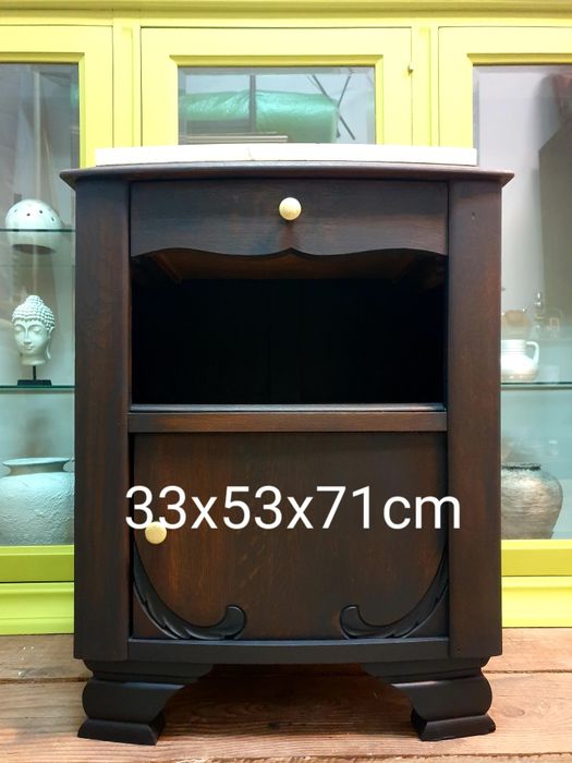 Noptiera cu blat de marmura