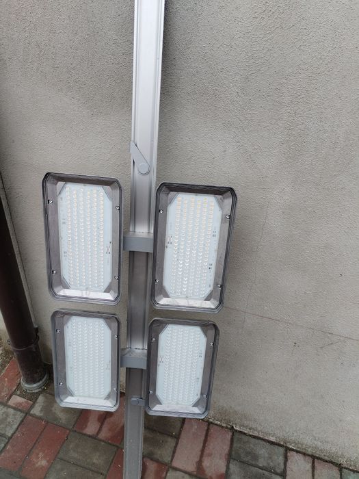 Vând neoane noi,incercate