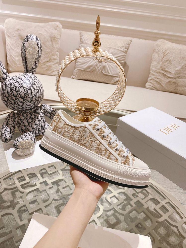 Обувки DIOR златни 24.6см