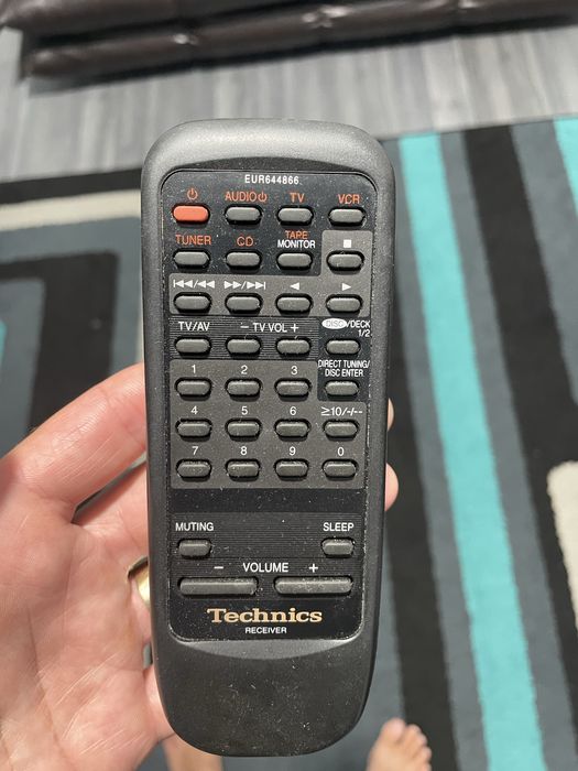 Amplificator technics su-vx720 mosfet cu telecomanda originala