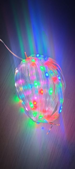 Instalatie LED, bandă RGB cu Bluetooth și aplicatie telefon