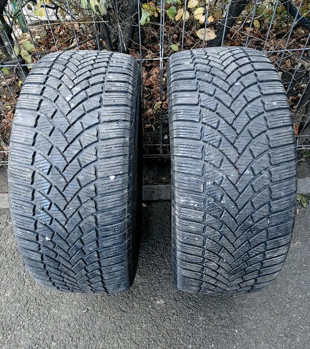 Anvelope iarnă Bridgestone 235 55 R17 cauciucuri împreună la 230
