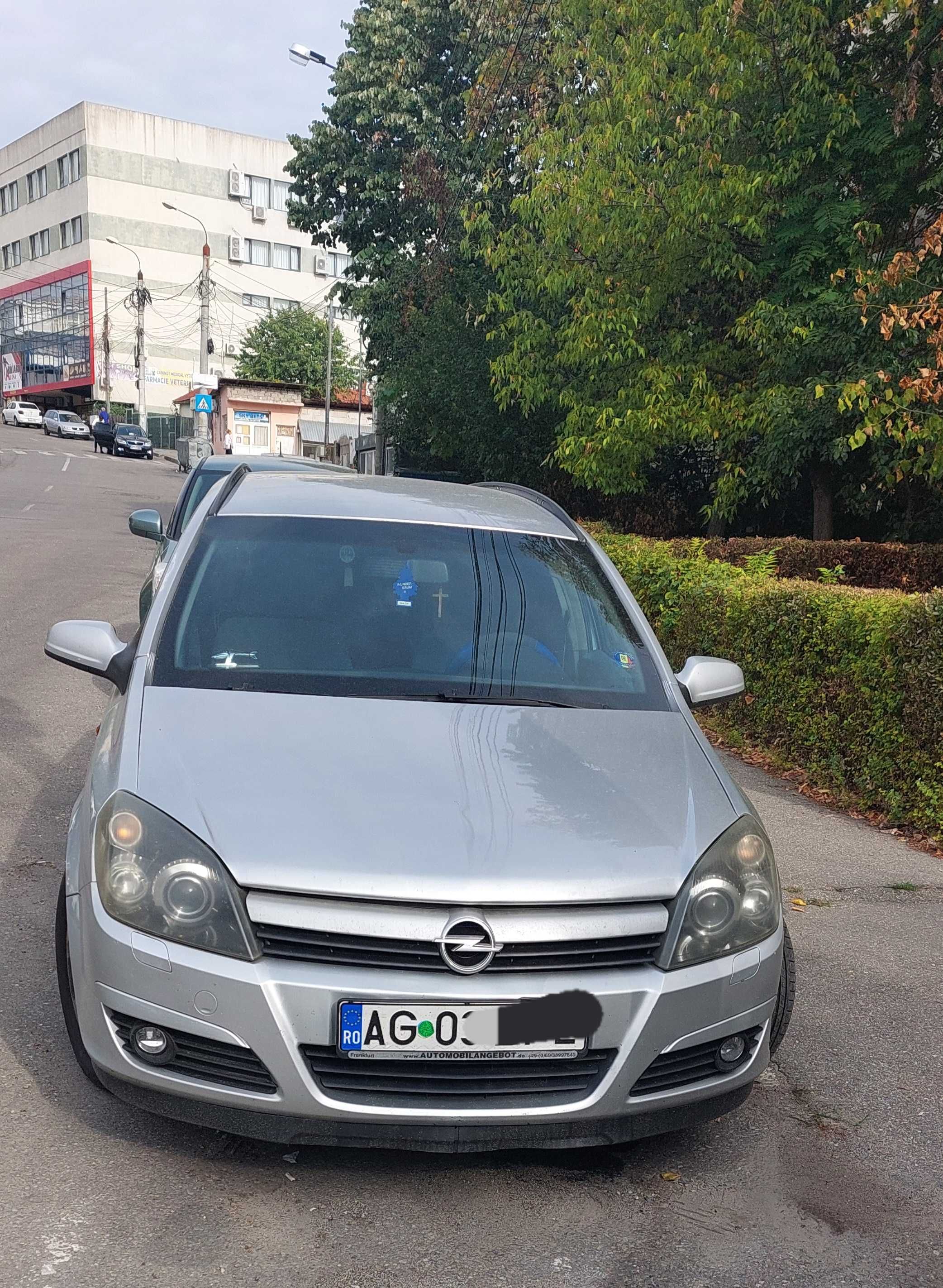 Opel Astra H 1.9 - 150 Cp, Xenon
