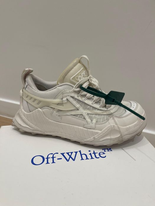 Off white odsy 44 white stare foarte buna