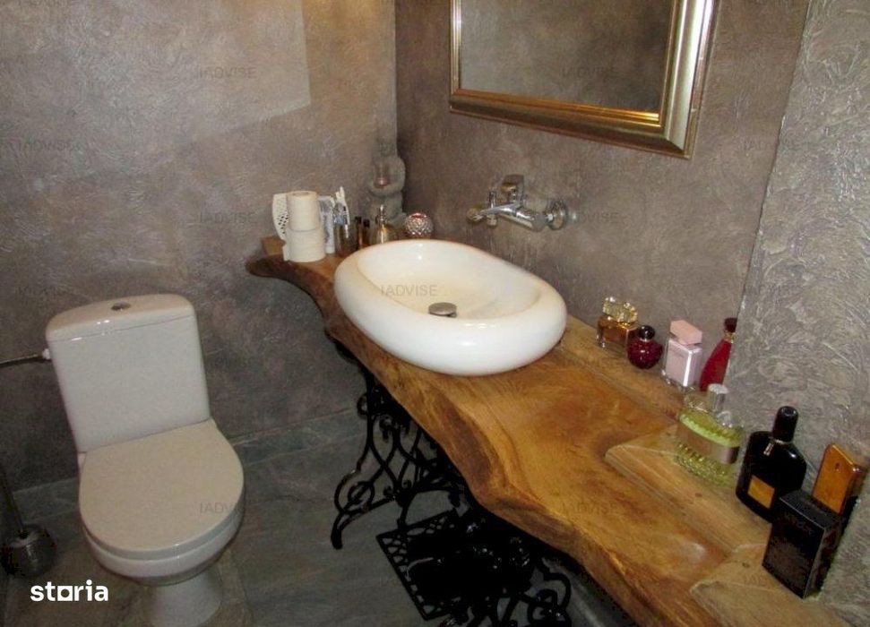 Casa superba utilata mobilata Rasnov, pretabila si pentru doua familii