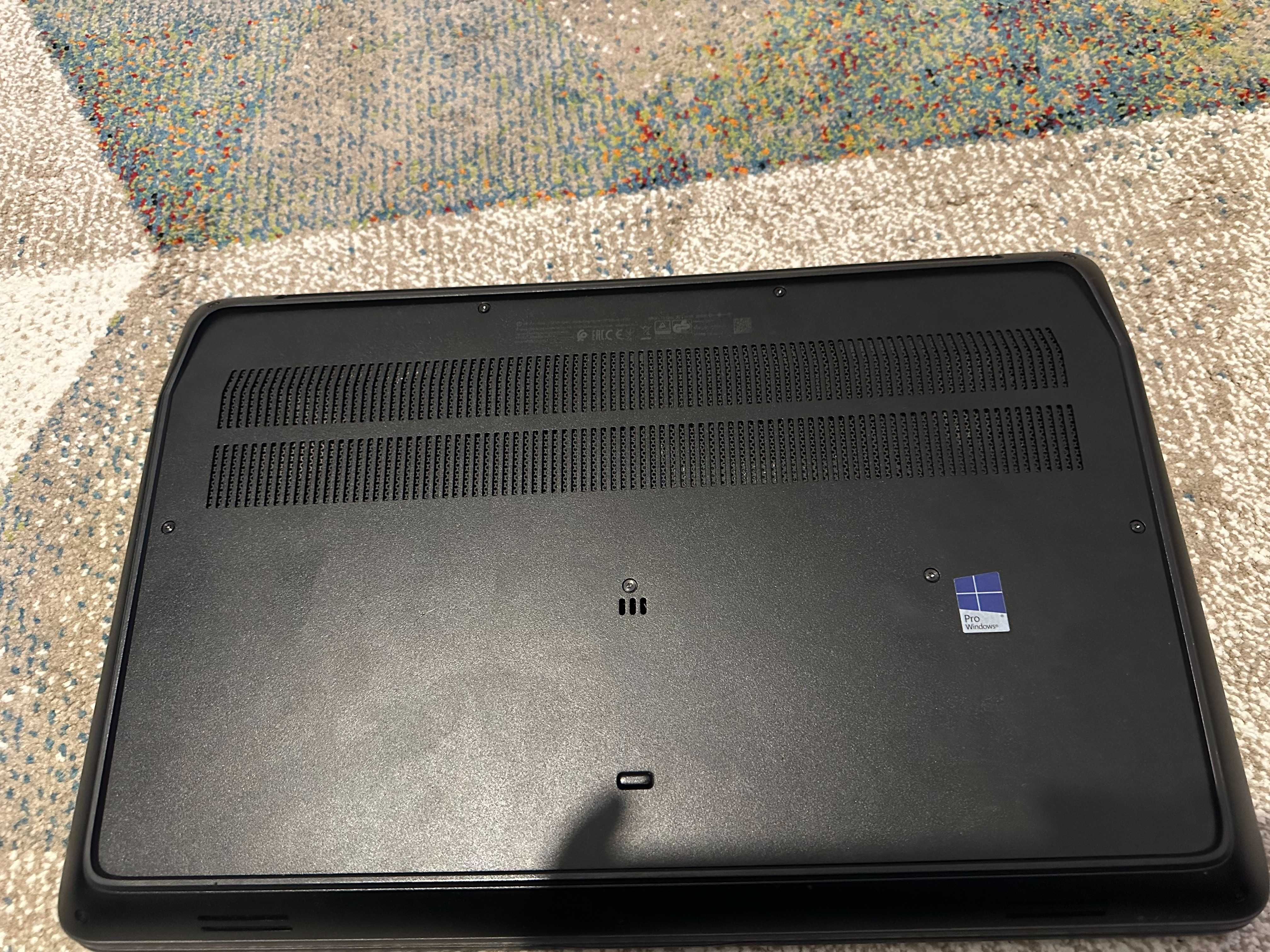 HP ZBook 17in I5 2.60Ghz  Mobile Workstation NVIDIA QUADRO M3000M