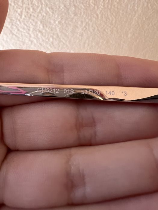 Чисто нови очила Guess