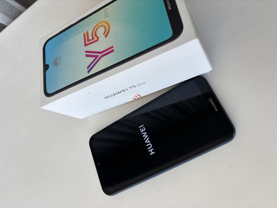 Продам телефон Huawei Y5
