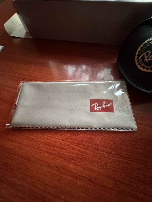 Ochelari de soare Ray-Ban Chris RB4187 Unisex